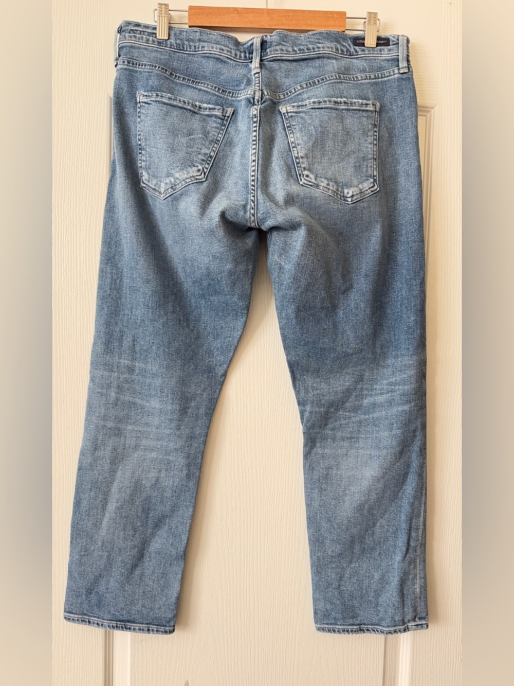 Citizens Of Humanity Light Blue Emerson Slim Boyfriend Jeans, Size 32 - Picture 7 of 9
